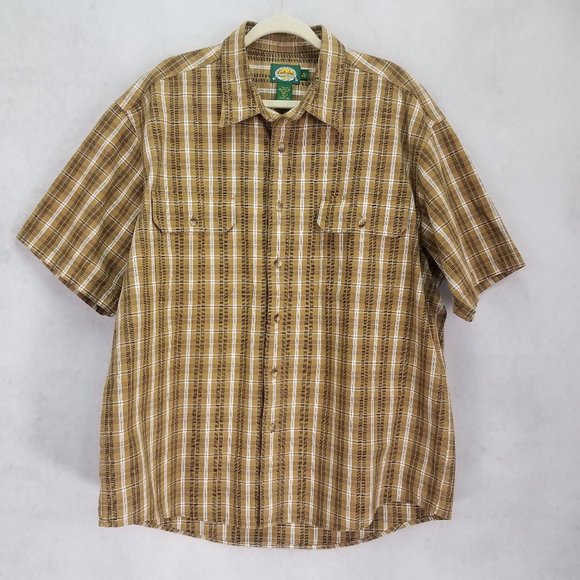 Cabela's Other - Cabelas Men's XL Reg Button up Short sleeve Plaid